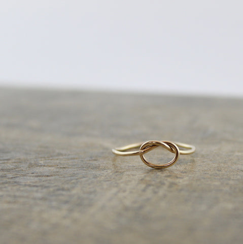Lindsay Knot Ring - Gold